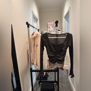 Bundle of 6 S-Size Tanks & Tops